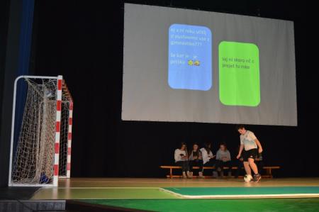 ODPRTJE RAZSTAVE ELABORATOV ZA GRADNJO ŠPORTNE DVORANE BOVEC 10